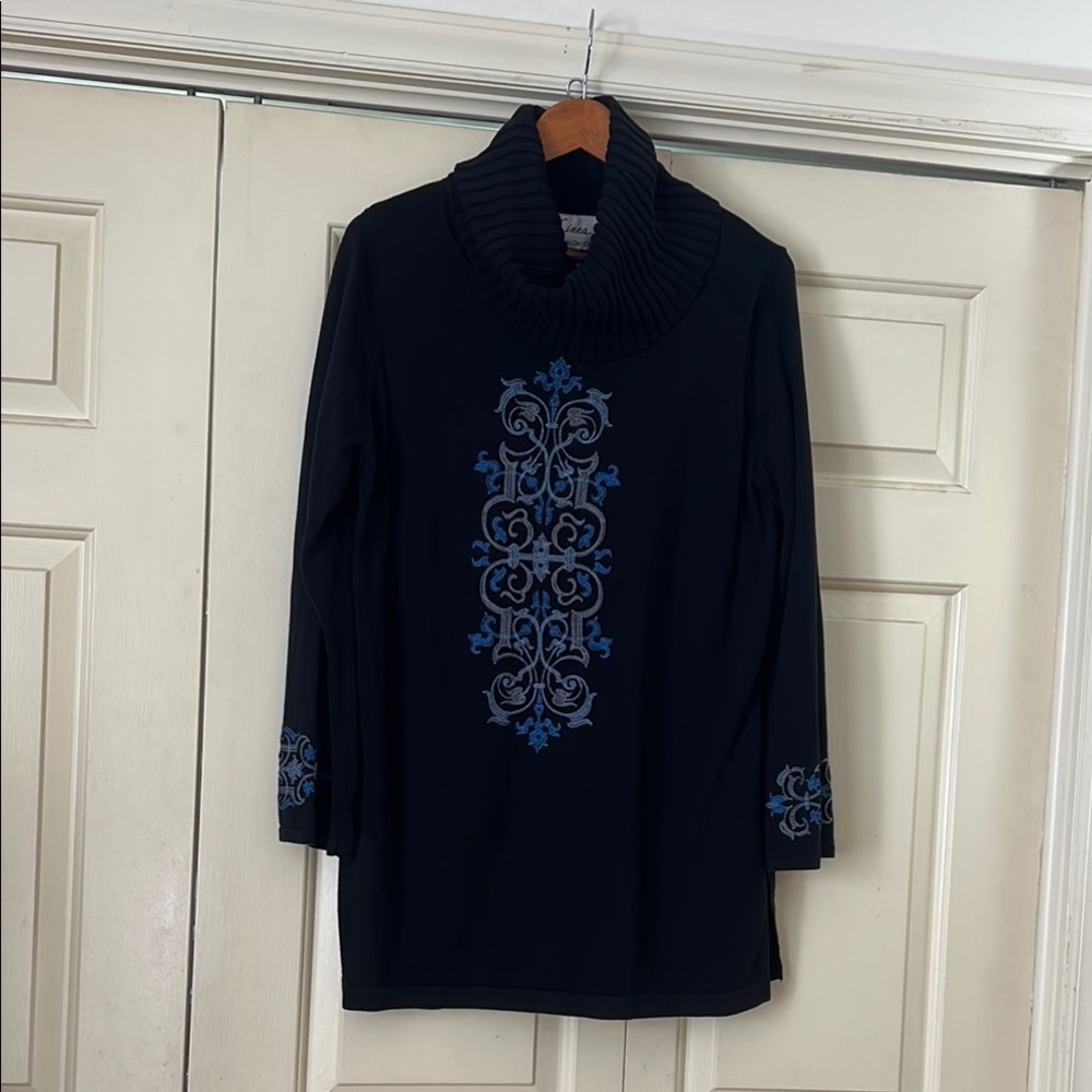 Linea by Louis Dell'Olio Black Tunic Sweater